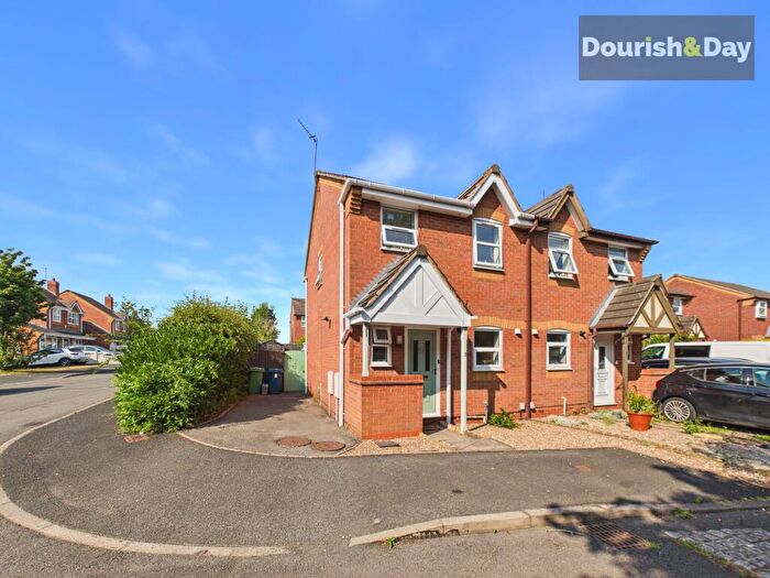 3 Bedroom Semi-Detached House For Sale In Romney Drive, Doxey, Stafford, ST16