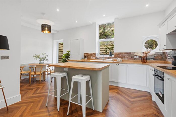 4 Bedroom Town House For Sale In The Crescent, Sandgate, Folkestone, CT20