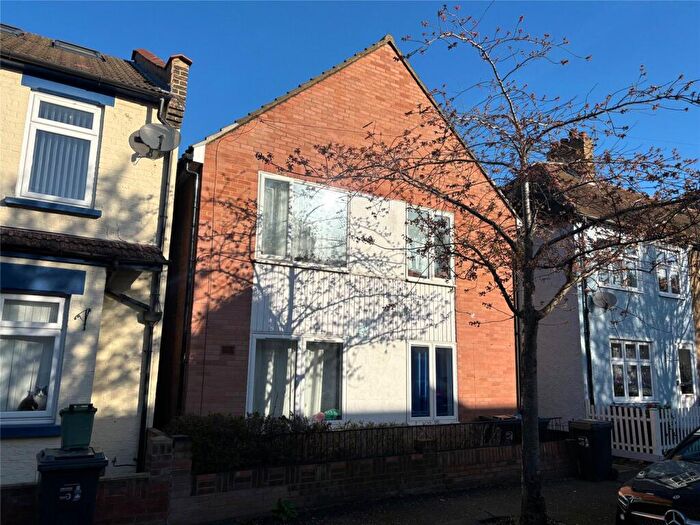 2 Bedroom Apartment For Sale In Laurier Road, Croydon, CR0