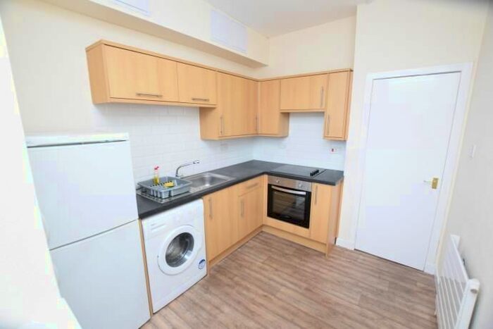 2 Bedroom Flat To Rent In C Victoria Street, Perth, PH2