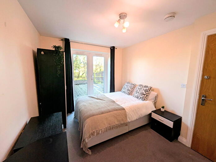 1 Bedroom Town House To Rent In Magpie Lane, Eastleigh, Hampshire, SO50