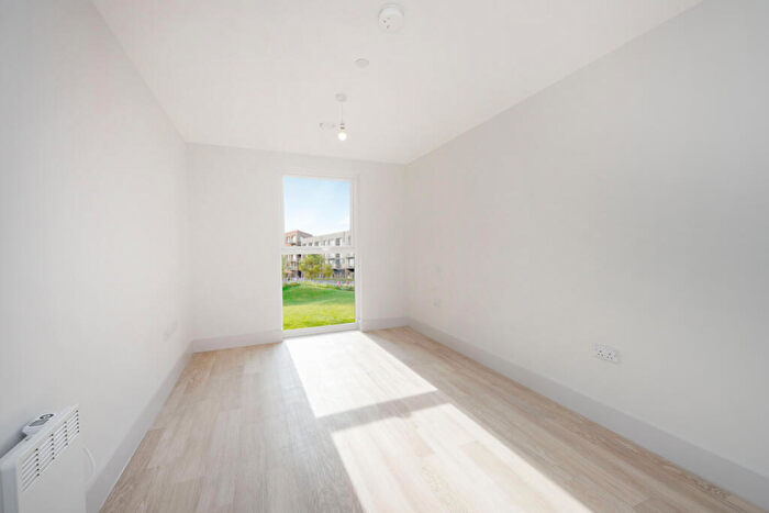 3 Bedroom Apartment To Rent In Prince Charles Road, Exeter, EX4