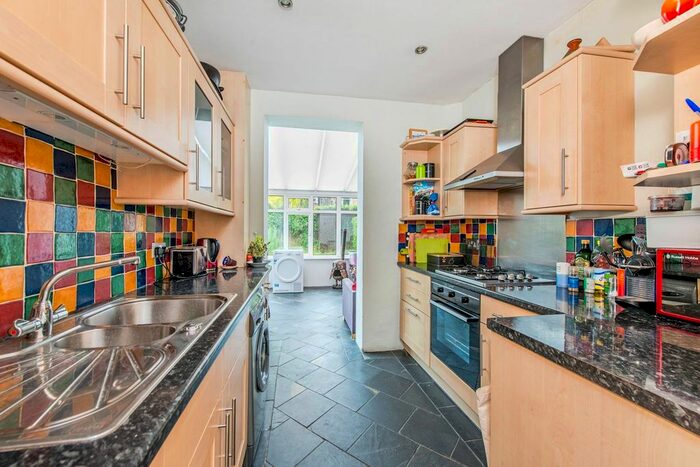 3 Bedroom End Of Terrace House To Rent In Gosberton Road, Balham, London, SW12