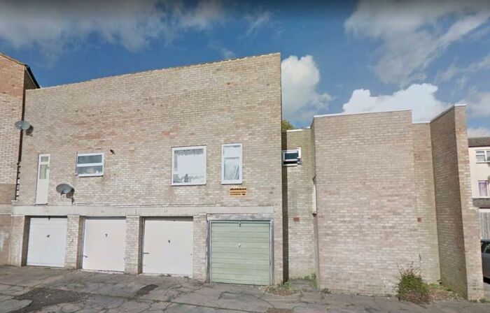 2 Bedroom Flat To Rent In Westminster Walk, NN18