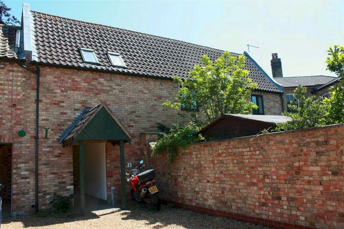 2 Bedroom Maisonette To Rent In The Grange, High Street, Somersham, PE28