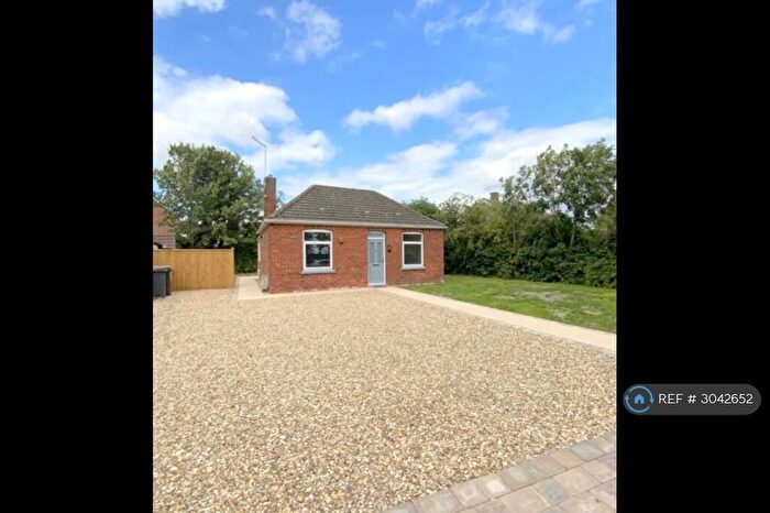2 Bedroom Bungalow To Rent In Thoresby Road, Grimsby, DN36