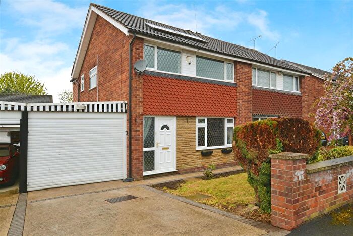 3 Bedroom Semi-Detached House To Rent In Byfield Road, Scunthorpe, DN17