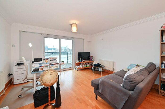 2 Bedroom Apartment For Sale In Wapping High Street, Capital Wharf, E1W