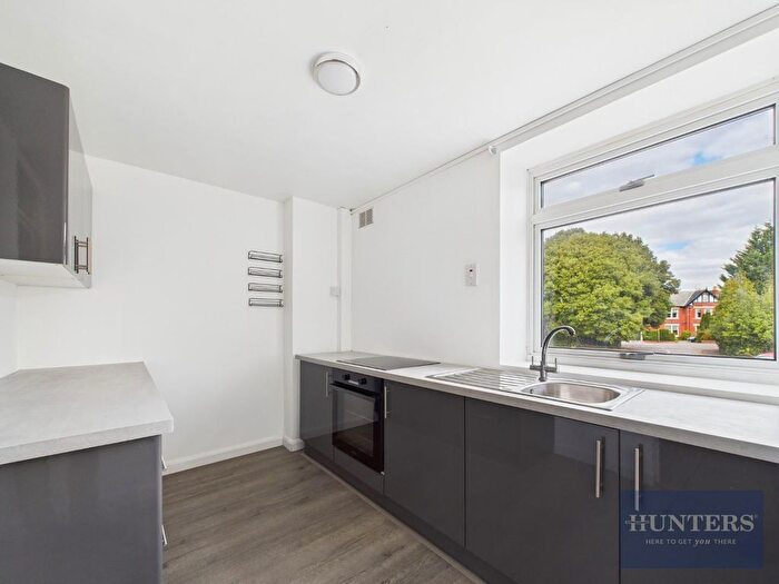 2 Bedroom Flat To Rent In Belworth Court, Hatherley Road, GL51