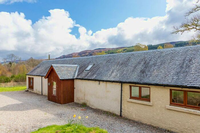 4 Bedroom Farmhouse For Sale In Post Office Brae, Kiltarlity, Beauly, IV4