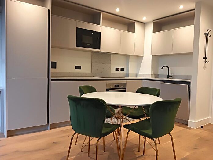 Studio To Rent In Irene House, Balham, SW12