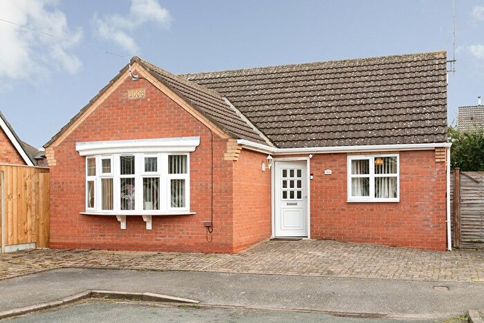 2 Bedroom Detached Bungalow For Sale In Lawson Avenue, Cottingham, HU16