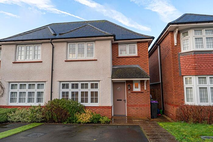 3 Bedroom Semi-Detached House For Sale In The Maltings, Llantarnam, NP44