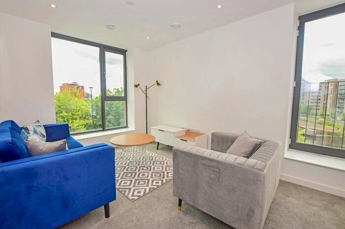 2 Bedroom Flat To Rent In No Old Trafford, Wharf End, Trafford Park, Manchester, M17