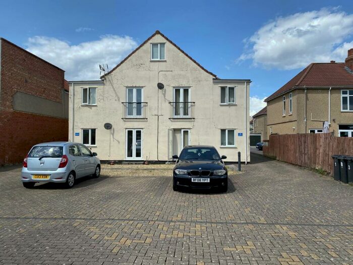 1 Bedroom Flat For Sale In Northville Road, Northville, Bristol, BS7
