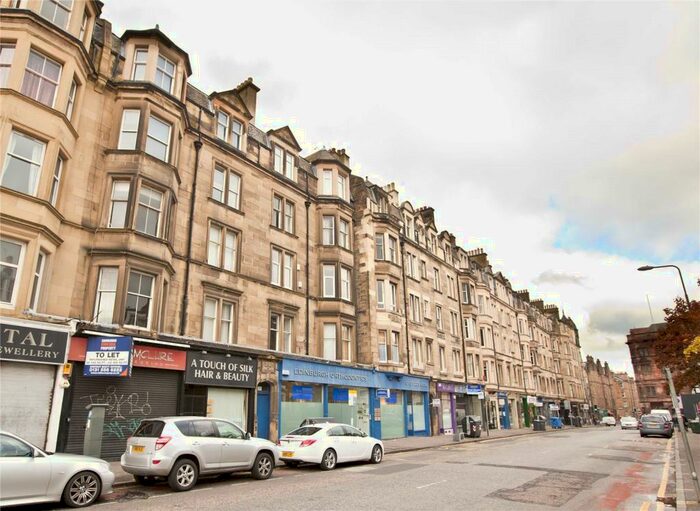3 Bedroom Apartment To Rent In Lochrin Buildings, Tollcross, Edinburgh, EH3