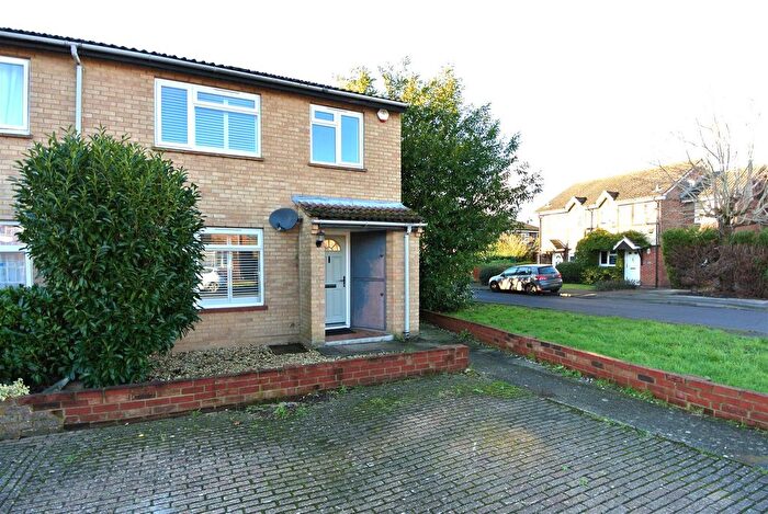 3 Bedroom Property To Rent In Larksfield, Englefield Green, Egham, TW20