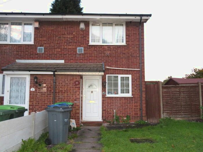2 Bedroom Property To Rent In Dudley Road, Oldbury B69
