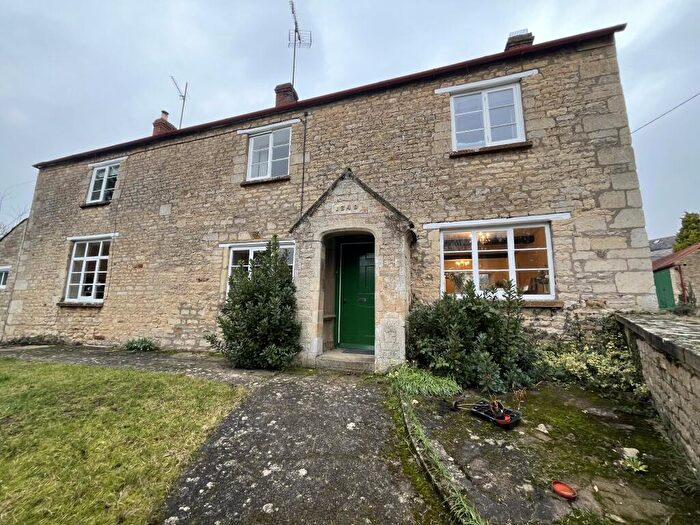 4 Bedroom Character Property To Rent In Home Farm Close, Great Oakley, Corby, NN18