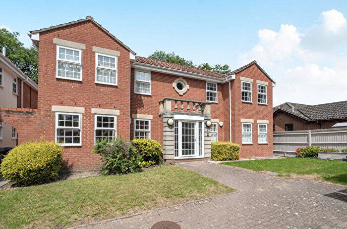 2 Bedroom Apartment For Sale In Raleigh Way, Frimley, Camberley, Surrey, GU16