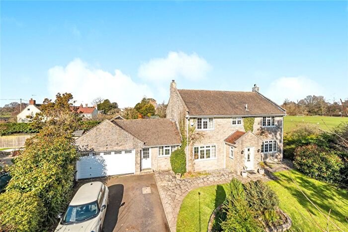 4 Bedroom Detached House For Sale In Church Close, Chetnole, Dorset, DT9