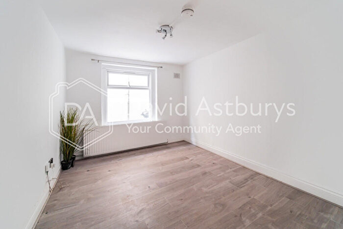 2 Bedroom Apartment To Rent In Rectory Road, Stoke Newington, London, N16