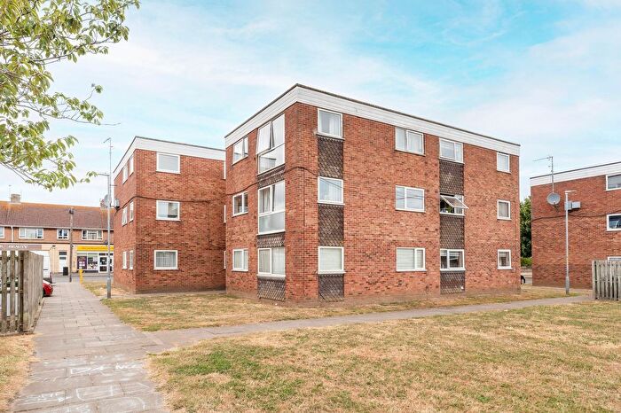 1 Bedroom Flat For Sale In Kalmia Green, Gorleston, NR31