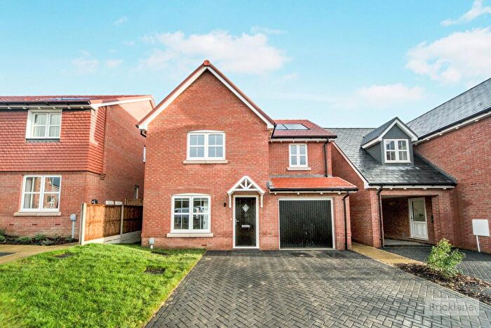 4 Bedroom House To Rent In Gander Way, Stone Cross, BN24