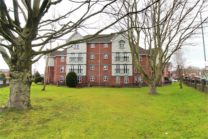 2 Bedroom Flat To Rent In Printers Close, Heaton Mersey, Stockport, M19