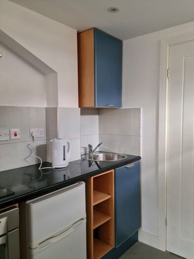 1 Bedroom Studio To Rent In Oakfield Gardens, London, N18