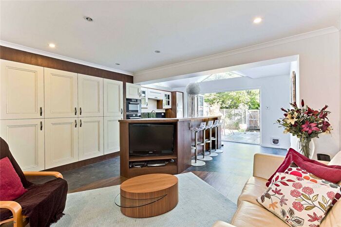 4 Bedroom Terraced House To Rent In Holly Green, Rosslyn Park, Weybridge, Surrey, KT13