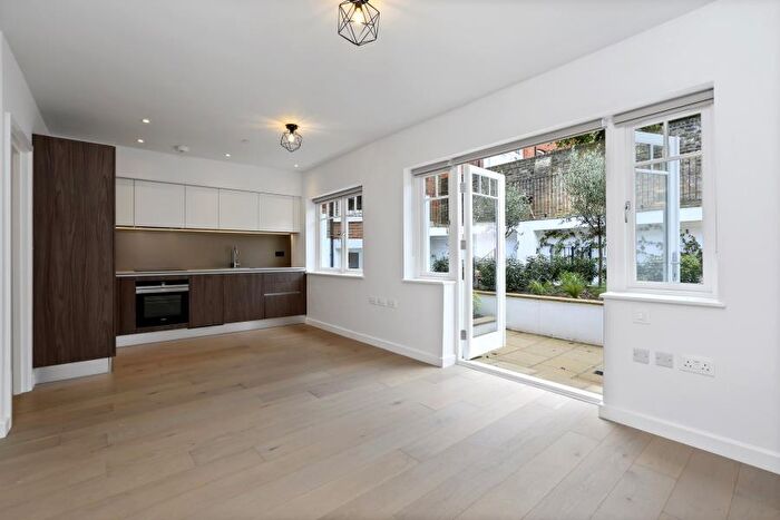 2 Bedroom Apartment To Rent In Compayne Gardens, South Hampstead, NW6