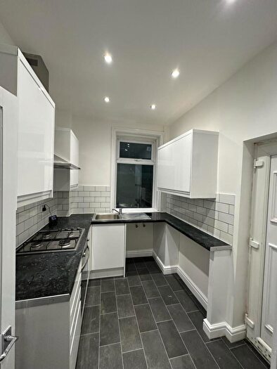 2 Bedroom Terraced House To Rent In Blackburn, BB2