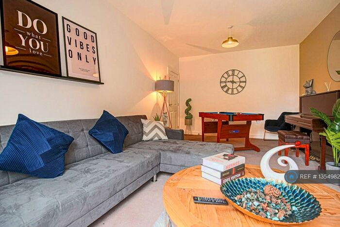 5 Bedroom Terraced House To Rent In Angus Way, Milton Keynes, MK8