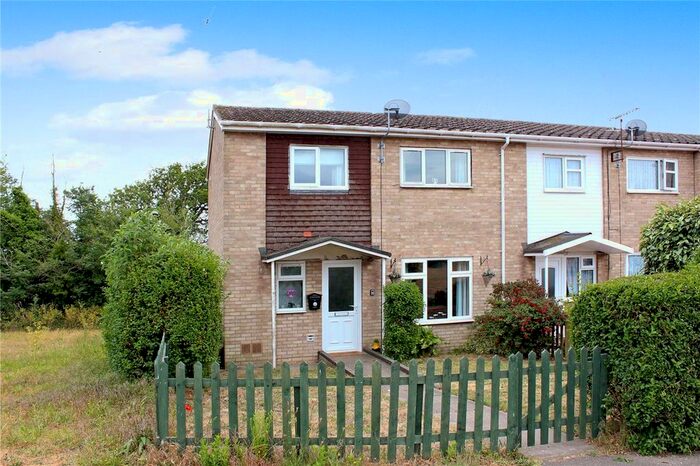 3 Bedroom Semi-Detached House For Sale In Moyse Avenue, Reydon, Southwold, Suffolk, IP18