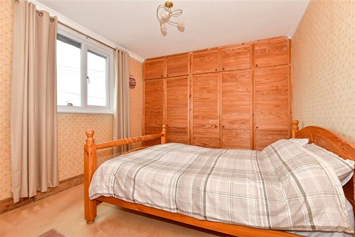 3 Bedroom Terraced House For Sale In Victoria Avenue, St. Peters, Broadstairs, Kent, CT10