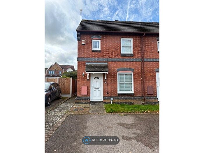 2 Bedroom End Of Terrace House To Rent In Bunting Lane, Billericay, CM11