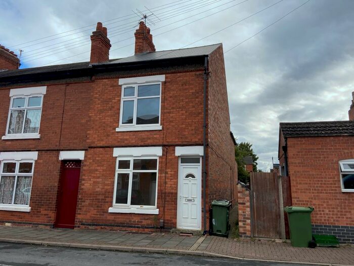 3 Bedroom Terraced House To Rent In Station Street, Loughborough, LE11