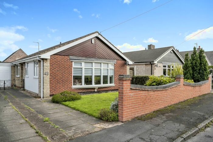 3 Bedroom Bungalow For Sale In Remple Avenue, Hatfield Woodhouse, Doncaster, South Yorkshire, DN7