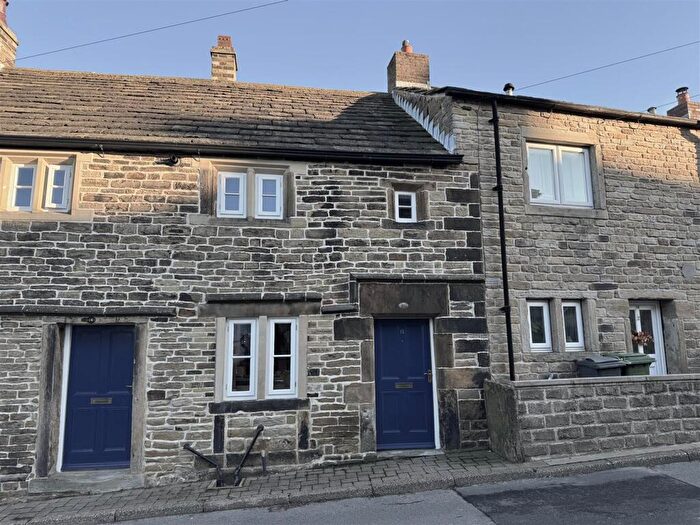 1 Bedroom Character Property To Rent In Queen Street, Skelmanthorpe, Huddersfield, HD8