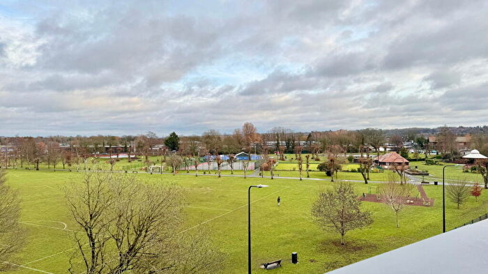 2 Bedroom Maisonette For Sale In Baily, Park Way, Newbury, RG14