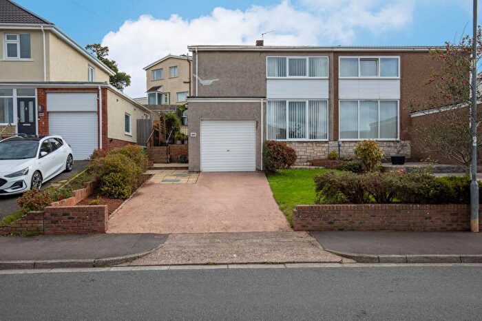 3 Bedroom Semi-Detached House For Sale In Ridgeway Road, Rumney, CF3