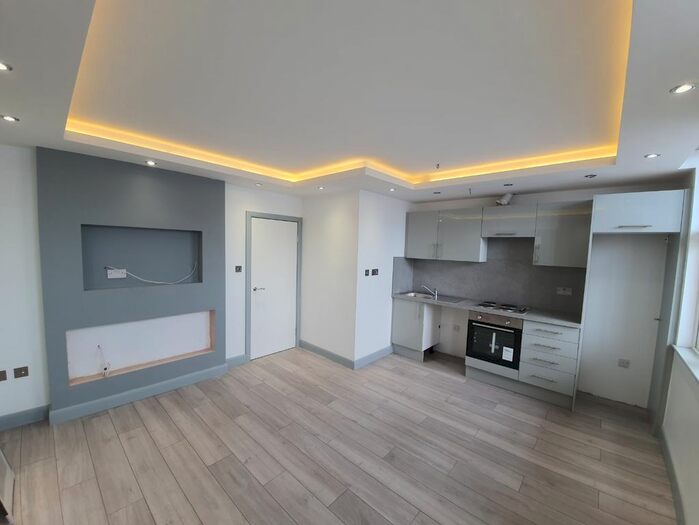 1 Bedroom Flat To Rent In Green Lanes., Newington Green, London., N16