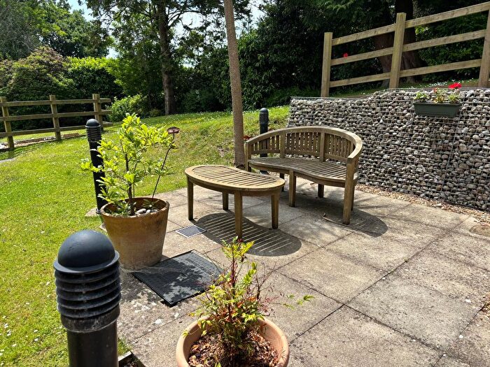 1 Bedroom Flat To Rent In High Street, Heathfield, TN21