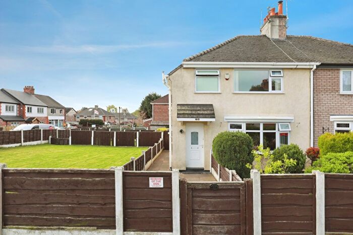 4 Bedroom Semi Detached House For Sale In Alderley Road, Northwich, Cheshire, CW8