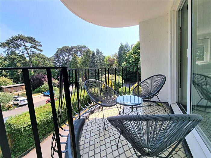 2 Bedroom Apartment To Rent In The Avenue, Branksome Park, Poole, BH13