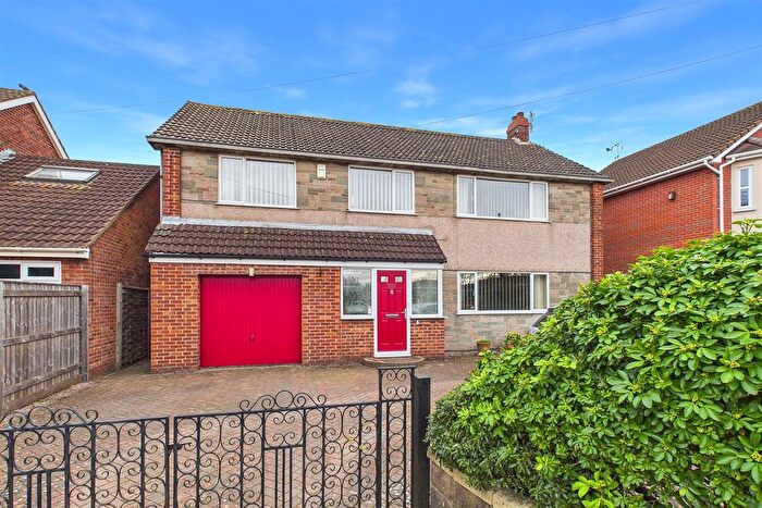 5 Bedroom Detached House For Sale In Kenn Road, Clevedon, BS21