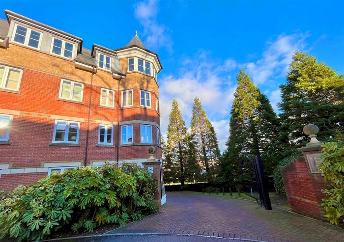 2 Bedroom Flat To Rent In Norwich Avenue West, Bournemouth, BH2