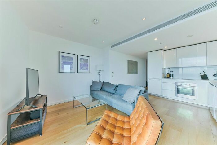 2 Bedroom Flat To Rent In Walworth Road, London, SE1