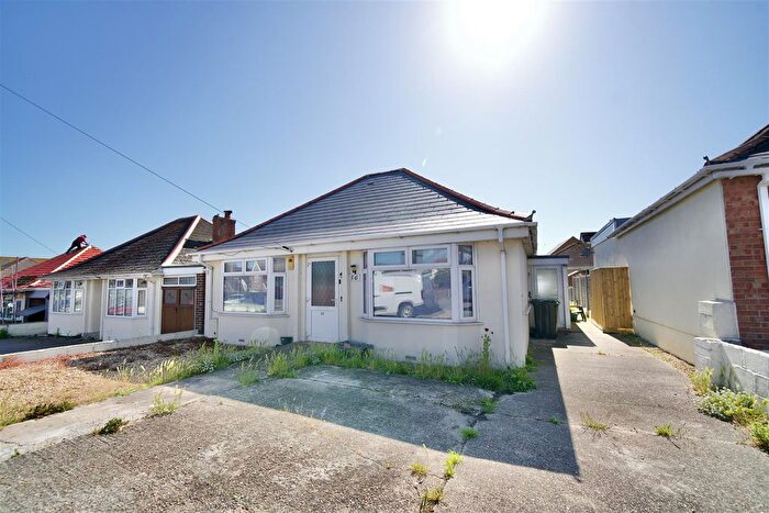 3 Bedroom Bungalow For Sale In Lanehouse Rocks Road, Weymouth, DT4